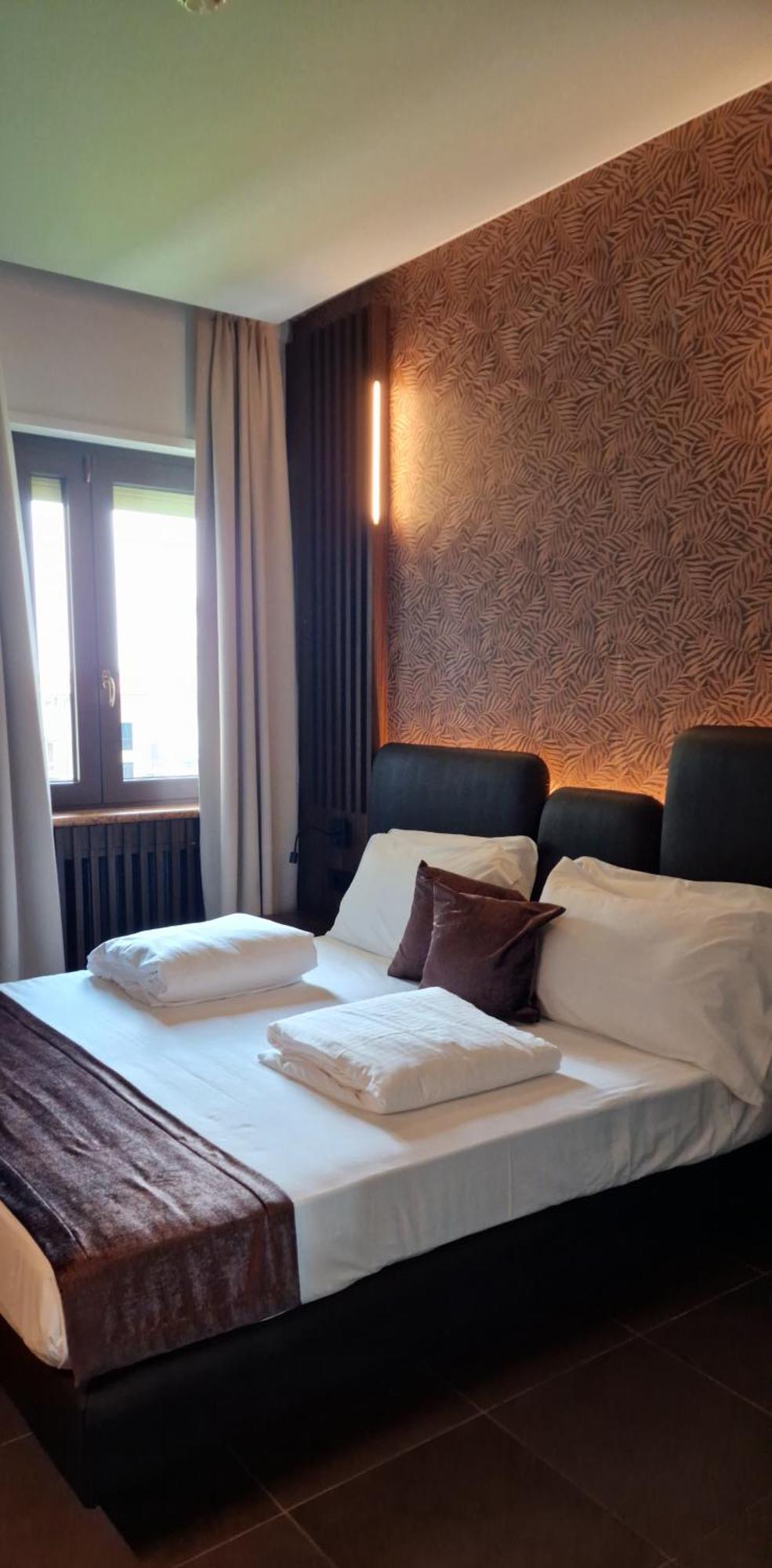 Albergo Ristorante Papa Peschiera del Garda Ngoại thất bức ảnh