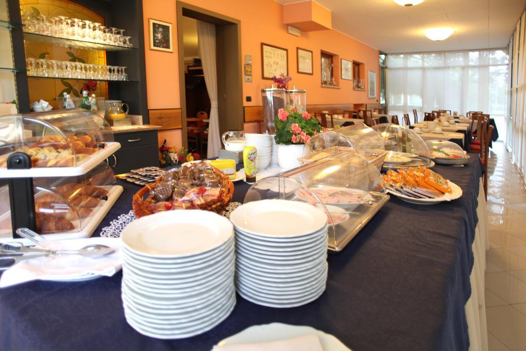 Albergo Ristorante Papa Peschiera del Garda Ngoại thất bức ảnh