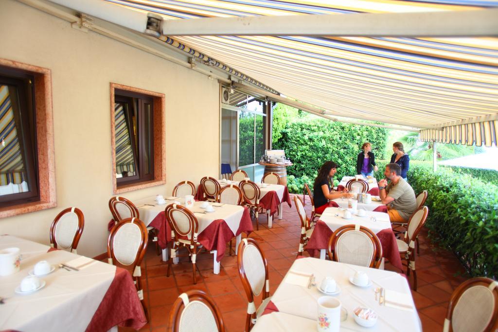 Albergo Ristorante Papa Peschiera del Garda Ngoại thất bức ảnh